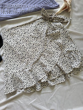 Cargar imagen en el visor de la galería, Vanilla Dots Skirt Large