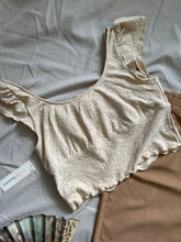 Cargar imagen en el visor de la galería, Vainilla Boho Crop Top Small