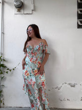 Cargar imagen en el visor de la galería, Guess Floral Maxi Dress Large