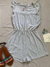Cargar imagen en el visor de la galería, Gray Romper XS