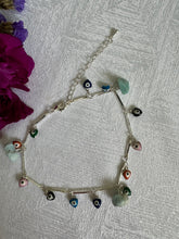 Cargar imagen en el visor de la galería, Pulsera con corazones del ojo de Fatima