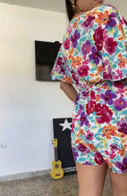 Cargar imagen en el visor de la galería, Floral Romper
