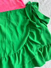 Cargar imagen en el visor de la galería, Green Skirt Medium
