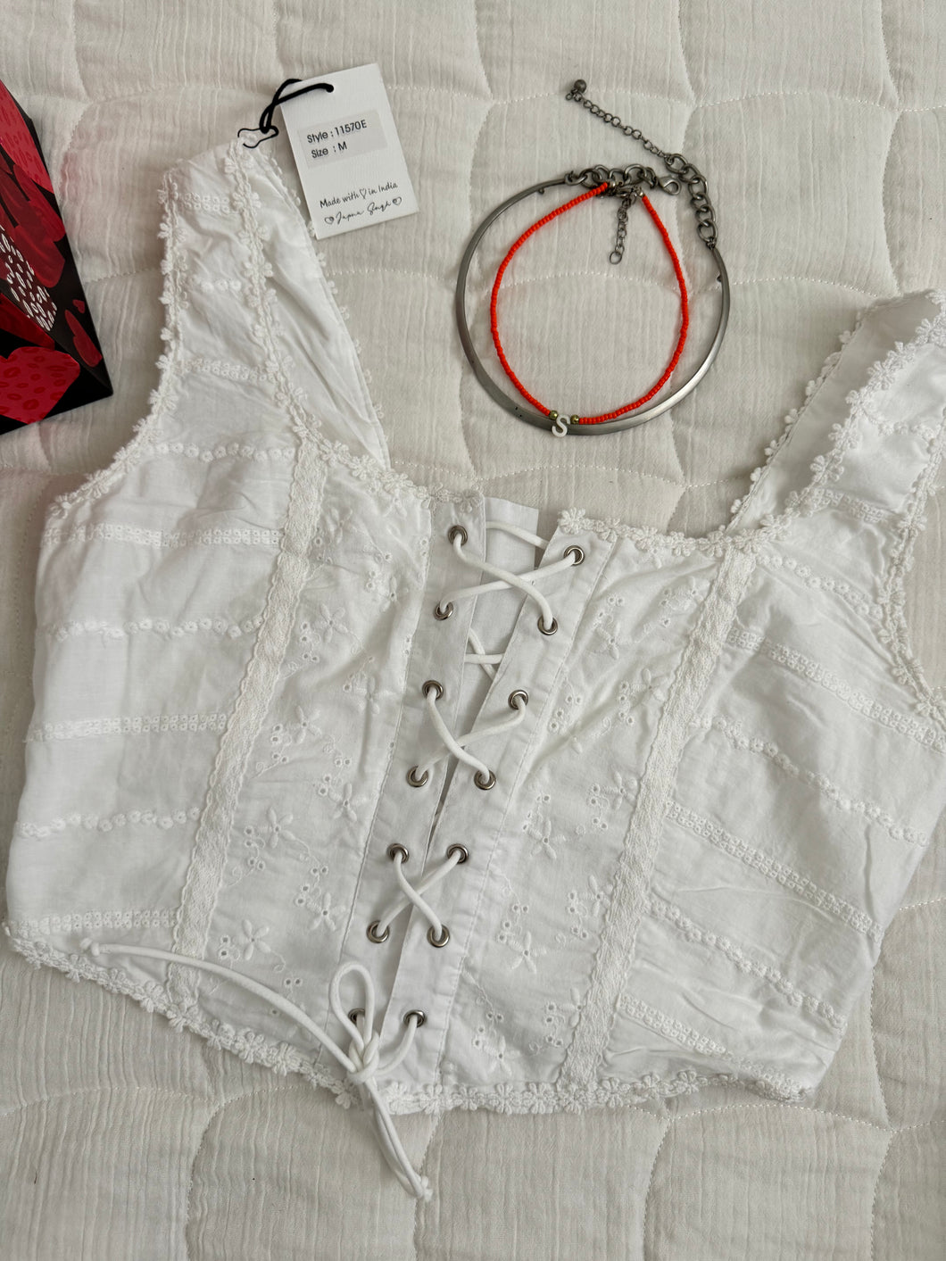 White Top Medium