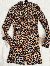 Cargar imagen en el visor de la galería, Animal Print Romper Medium
