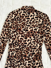 Cargar imagen en el visor de la galería, Animal Print Romper Medium
