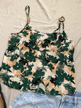 Cargar imagen en el visor de la galería, Floral Top Small
