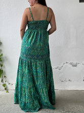 Cargar imagen en el visor de la galería, Boho Mandala Maxi Dress Small
