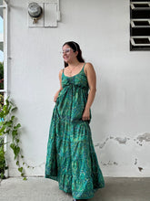 Cargar imagen en el visor de la galería, Boho Mandala Maxi Dress Small

