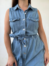 Cargar imagen en el visor de la galería, Denim Mini Dress Medium
