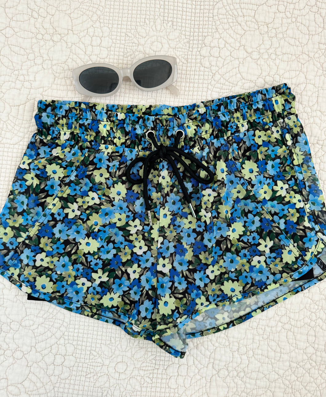 Floral Short best fit Small