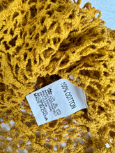 Cargar imagen en el visor de la galería, Crochet Mustard Blouse Small
