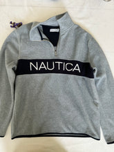 Cargar imagen en el visor de la galería, Nautica  Sweater Medium
