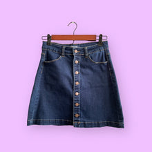 Cargar imagen en el visor de la galería, Wax Jean Skirt
