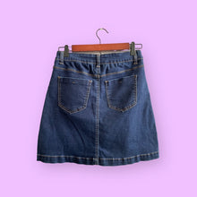 Cargar imagen en el visor de la galería, Wax Jean Skirt
